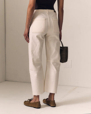 Le Jean Utility Soft Barrel. Model is wearing the pants and is turned around. 