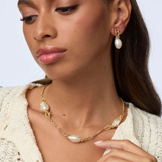 Lele Sadoughi Pearl Chateau Rope Necklace