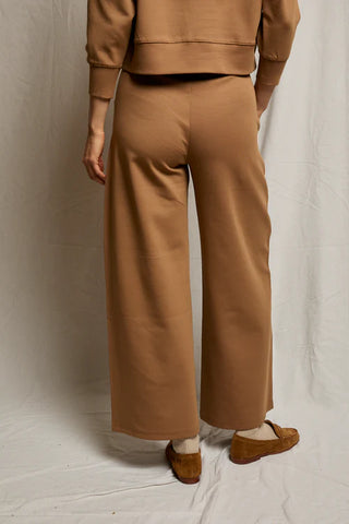 Perfect White Tee Mikos Travel Wide Leg Pant With Pockets Mocha