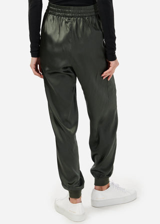 cami nyc elsie pant" "cami nyc elsie jogger" "cami nyc elsie silk joggers" "cami nyc elizabeth sweater", Cami NYC elsie pants, elsie pants thyme, green elsie pants, green pants, joggers, comfortable pants